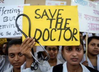 Doctors assaulted at LNJP Hospital, demand strict action