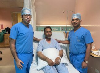 Surgeons of Sir Gangarm Hospital successfuly removed paraganglioma tumor of lower neck